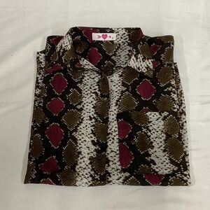 EUC Woman’s long sleeve Buddy Love button down shirt